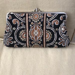 VERA BRADLEY CLUTCH/WALLET